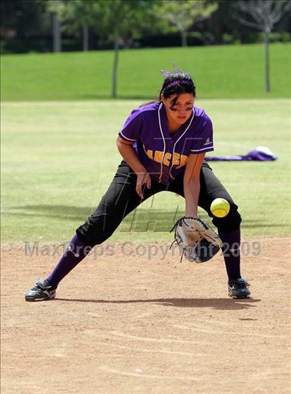 Thumbnail 3 in Norwalk vs. Aliso Niguel photogallery.