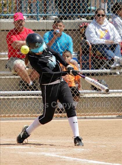 Thumbnail 3 in Norwalk vs. Aliso Niguel photogallery.