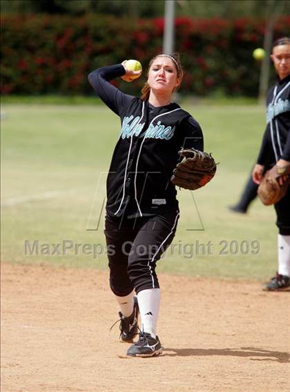 Thumbnail 2 in Norwalk vs. Aliso Niguel photogallery.