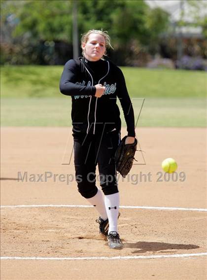 Thumbnail 2 in Norwalk vs. Aliso Niguel photogallery.