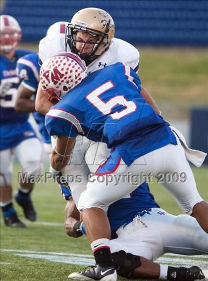 Thumbnail 2 in DeMatha vs. Our Lady of Good Counsel (WCAC Final) photogallery.
