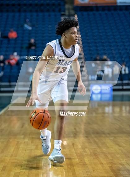 Thumbnail 2 in Ferris vs. Rainier Beach (WIAA 3A Round 1 State Playoff)  photogallery.