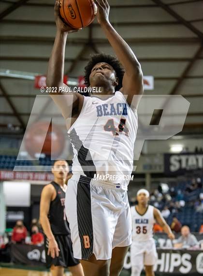 Thumbnail 2 in Ferris vs. Rainier Beach (WIAA 3A Round 1 State Playoff)  photogallery.
