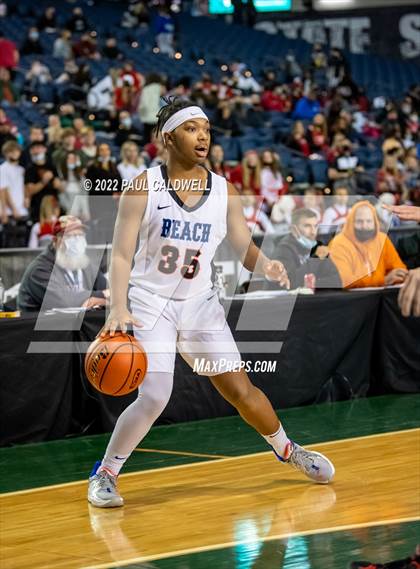 Thumbnail 2 in Ferris vs. Rainier Beach (WIAA 3A Round 1 State Playoff)  photogallery.