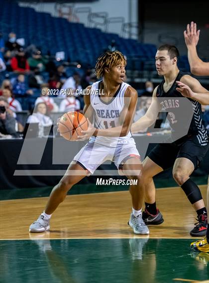 Thumbnail 2 in Ferris vs. Rainier Beach (WIAA 3A Round 1 State Playoff)  photogallery.