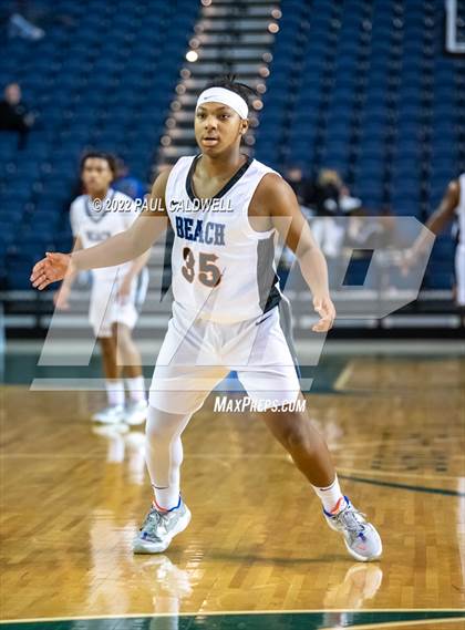 Thumbnail 1 in Ferris vs. Rainier Beach (WIAA 3A Round 1 State Playoff)  photogallery.