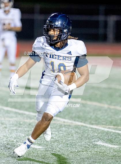 Thumbnail 2 in Inderkum @ Whitney photogallery.