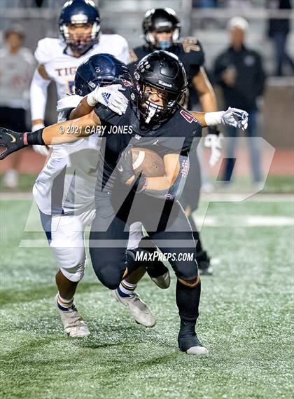 Thumbnail 3 in Inderkum @ Whitney photogallery.