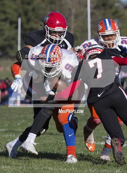 Thumbnail 2 in St. Teresa @ Calhoun (IHSA 1A Semifinal) photogallery.
