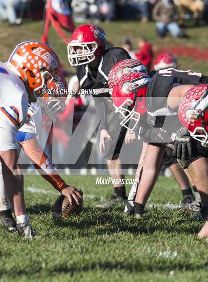 Thumbnail 2 in St. Teresa @ Calhoun (IHSA 1A Semifinal) photogallery.
