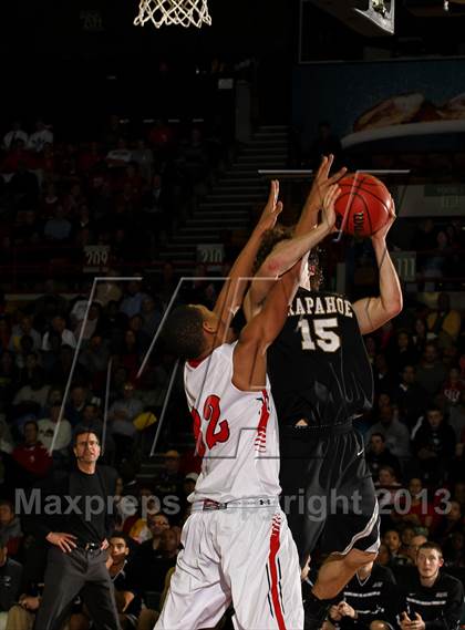 Thumbnail 2 in Arapahoe vs. Denver East (CHSAA 5A Great 8) photogallery.