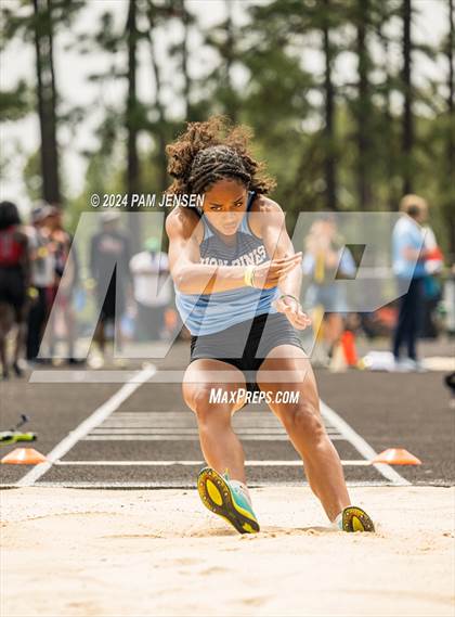 Thumbnail 1 in NCHSAA 3A/4A Sandhills Athletic Conference Championships photogallery.