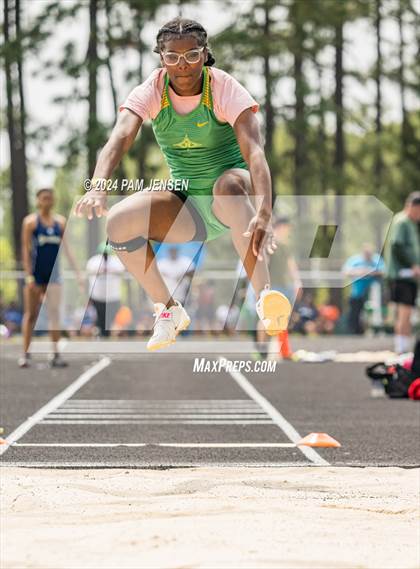 Thumbnail 1 in NCHSAA 3A/4A Sandhills Athletic Conference Championships photogallery.