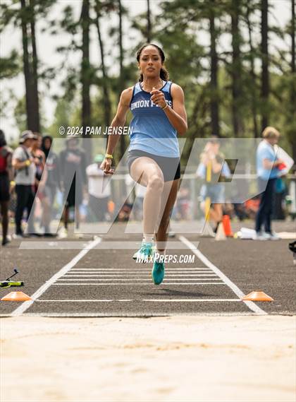 Thumbnail 3 in NCHSAA 3A/4A Sandhills Athletic Conference Championships photogallery.