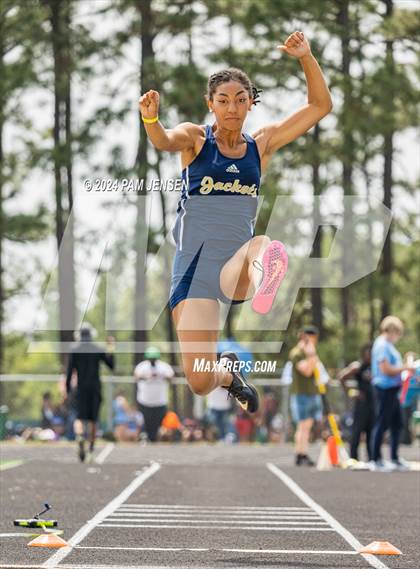 Thumbnail 2 in NCHSAA 3A/4A Sandhills Athletic Conference Championships photogallery.
