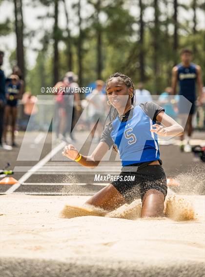 Thumbnail 2 in NCHSAA 3A/4A Sandhills Athletic Conference Championships photogallery.