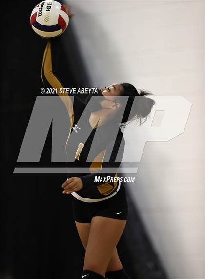 Thumbnail 3 in JV: Smoky Hill @ Arapahoe photogallery.
