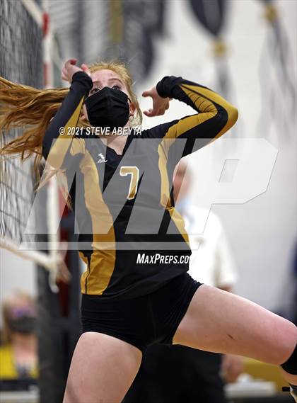 Thumbnail 1 in JV: Smoky Hill @ Arapahoe photogallery.