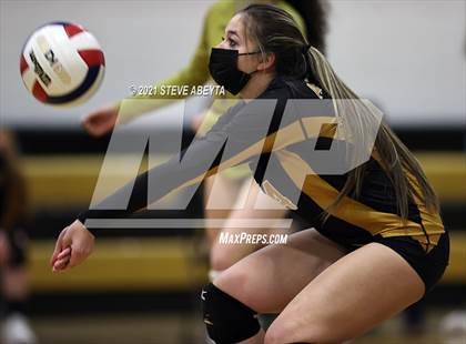 Thumbnail 1 in JV: Smoky Hill @ Arapahoe photogallery.