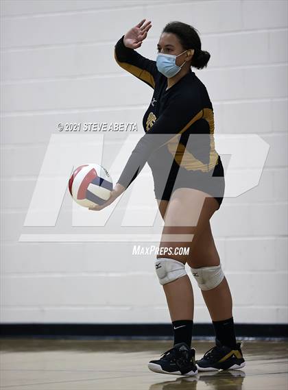 Thumbnail 3 in JV: Smoky Hill @ Arapahoe photogallery.