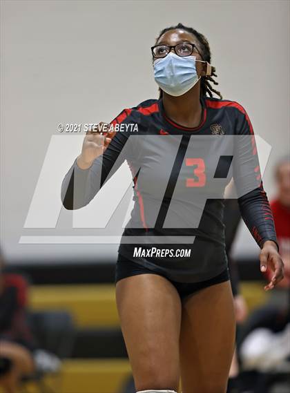 Thumbnail 2 in JV: Smoky Hill @ Arapahoe photogallery.