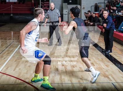 Thumbnail 2 in Sutter vs. Yreka photogallery.