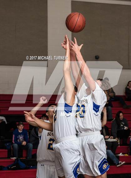 Thumbnail 1 in Sutter vs. Yreka photogallery.