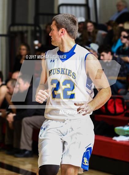 Thumbnail 1 in Sutter vs. Yreka photogallery.