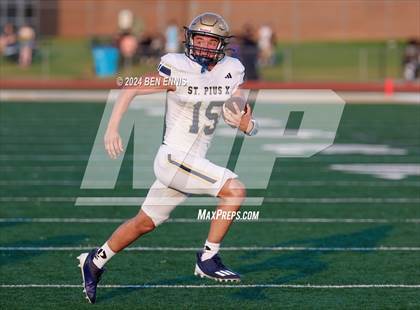 Thumbnail 3 in St. Pius X Catholic @ Ola (Scrimmage) photogallery.