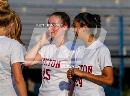 Thumbnail 2 in Oakton @ Woodson (VHSL Class 6 Quarterfinal) photogallery.