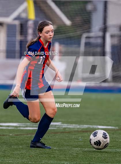 Thumbnail 1 in Oakton @ Woodson (VHSL Class 6 Quarterfinal) photogallery.