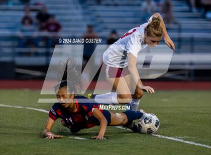 Thumbnail 2 in Oakton @ Woodson (VHSL Class 6 Quarterfinal) photogallery.