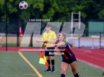 Thumbnail 1 in Oakton @ Woodson (VHSL Class 6 Quarterfinal) photogallery.