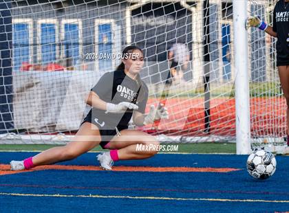 Thumbnail 2 in Oakton @ Woodson (VHSL Class 6 Quarterfinal) photogallery.