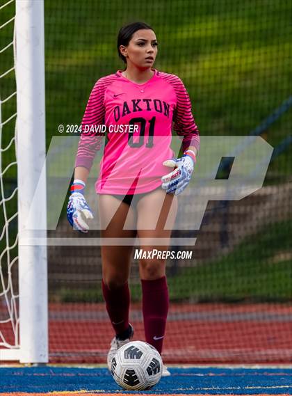 Thumbnail 3 in Oakton @ Woodson (VHSL Class 6 Quarterfinal) photogallery.