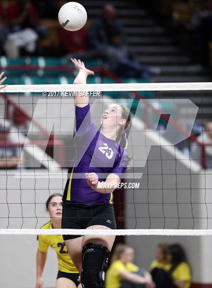 Thumbnail 3 in Kit Carson vs. Fleming (CHSAA 1A Final) photogallery.