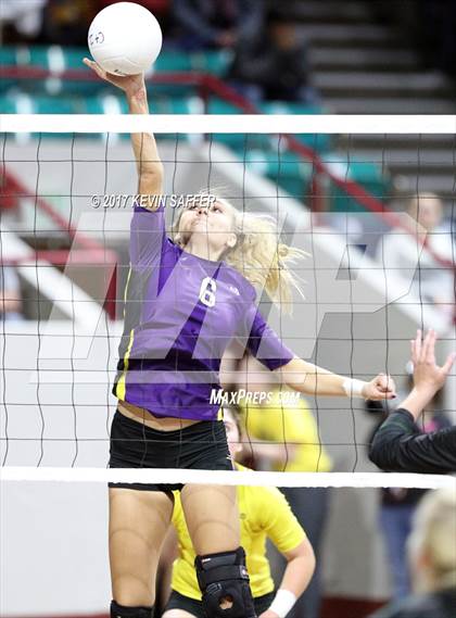 Thumbnail 2 in Kit Carson vs. Fleming (CHSAA 1A Final) photogallery.