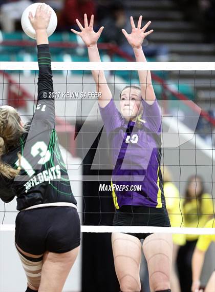 Thumbnail 2 in Kit Carson vs. Fleming (CHSAA 1A Final) photogallery.