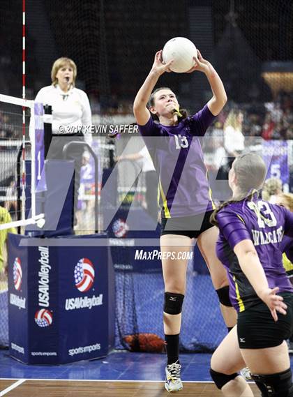 Thumbnail 1 in Kit Carson vs. Fleming (CHSAA 1A Final) photogallery.