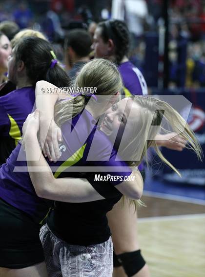 Thumbnail 1 in Kit Carson vs. Fleming (CHSAA 1A Final) photogallery.