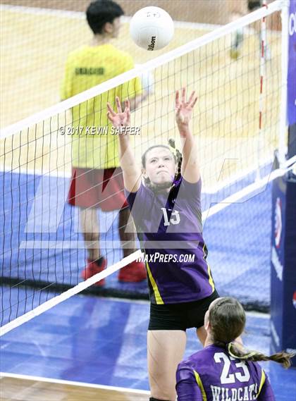 Thumbnail 3 in Kit Carson vs. Fleming (CHSAA 1A Final) photogallery.