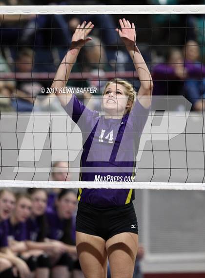 Thumbnail 1 in Kit Carson vs. Fleming (CHSAA 1A Final) photogallery.