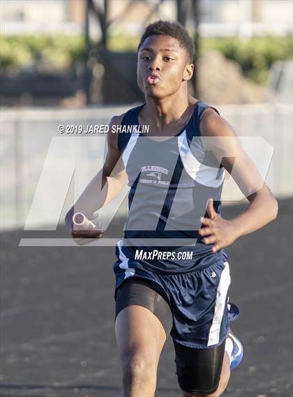 Thumbnail 3 in Vandebilt Catholic(Terrier Relays) photogallery.