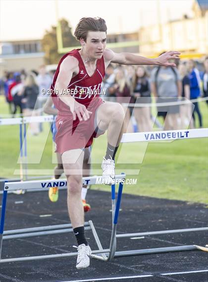 Thumbnail 2 in Vandebilt Catholic(Terrier Relays) photogallery.