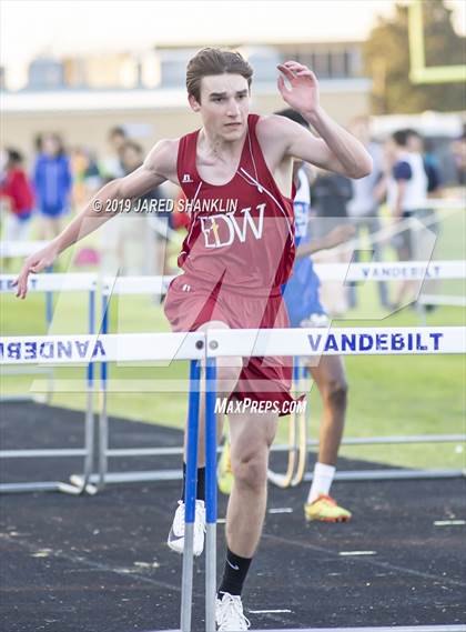 Thumbnail 1 in Vandebilt Catholic(Terrier Relays) photogallery.