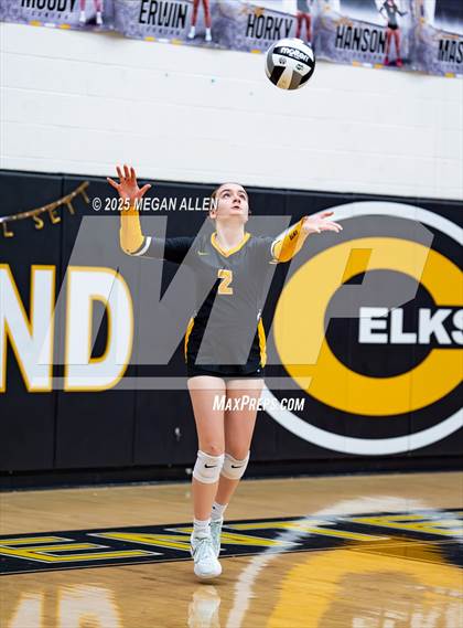 Thumbnail 1 in JV: Beavercreek @ Centerville photogallery.
