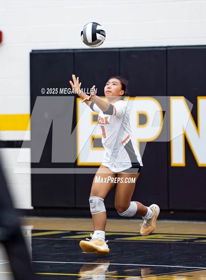 Thumbnail 1 in JV: Beavercreek @ Centerville photogallery.