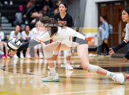 Thumbnail 2 in JV: Beavercreek @ Centerville photogallery.