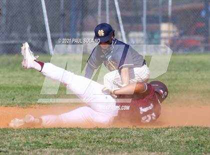 Thumbnail 2 in Marshall @ Holy Cross photogallery.