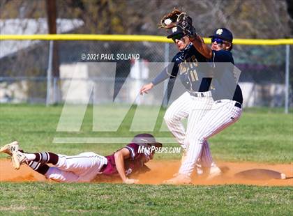 Thumbnail 2 in Marshall @ Holy Cross photogallery.